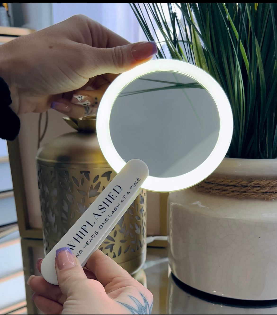 WL LED Handheld Client Mirror